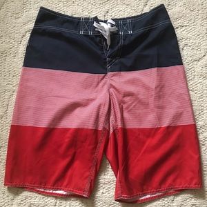 Men’s Hang 10 Board Shorts Size: 30 Pre-Owned